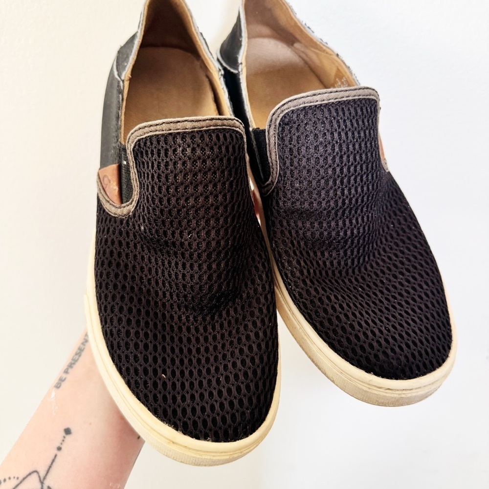 Olukai Pehuea Black slip ons 7.5 women’s - Picture 2 of 7